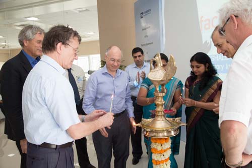 Michael Dubbick (KROHNE Goup CEO), Henk Wipkink (KROHNE Group COO Operations), Farhad Forbes (Chairman KROHNE MARSHALL), Adil Pagdiwalla (General Manager South Asia), Naushad Forbes (Co-Chairman Forbes Marshall) and Stephan Neuburger (KROHNE Goup CEO) lighting the lamp at the Inauguration.