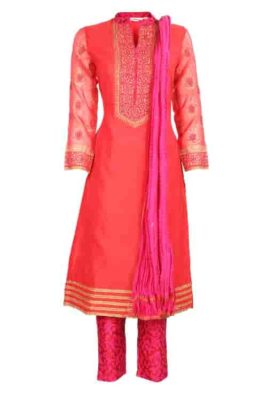  The stylish flared embroidered kurta with embroidered buttons at the front, coordinated with churidars & benarasi heavy dupatta adds upto the beauty of the collection. The piece is priced at Rs 4,995.