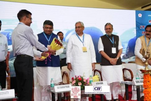 Shiv Shankar Prasad and Nitish Kumar at the announcement of vision document.